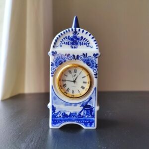 Vintage | mini clock tower - Quartz clock face | Delft Holland - hand painted
